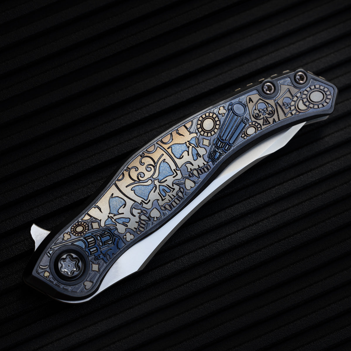 Huli Maka Flip - Gambler (Blasted Bevels / Hand Satin Flats)